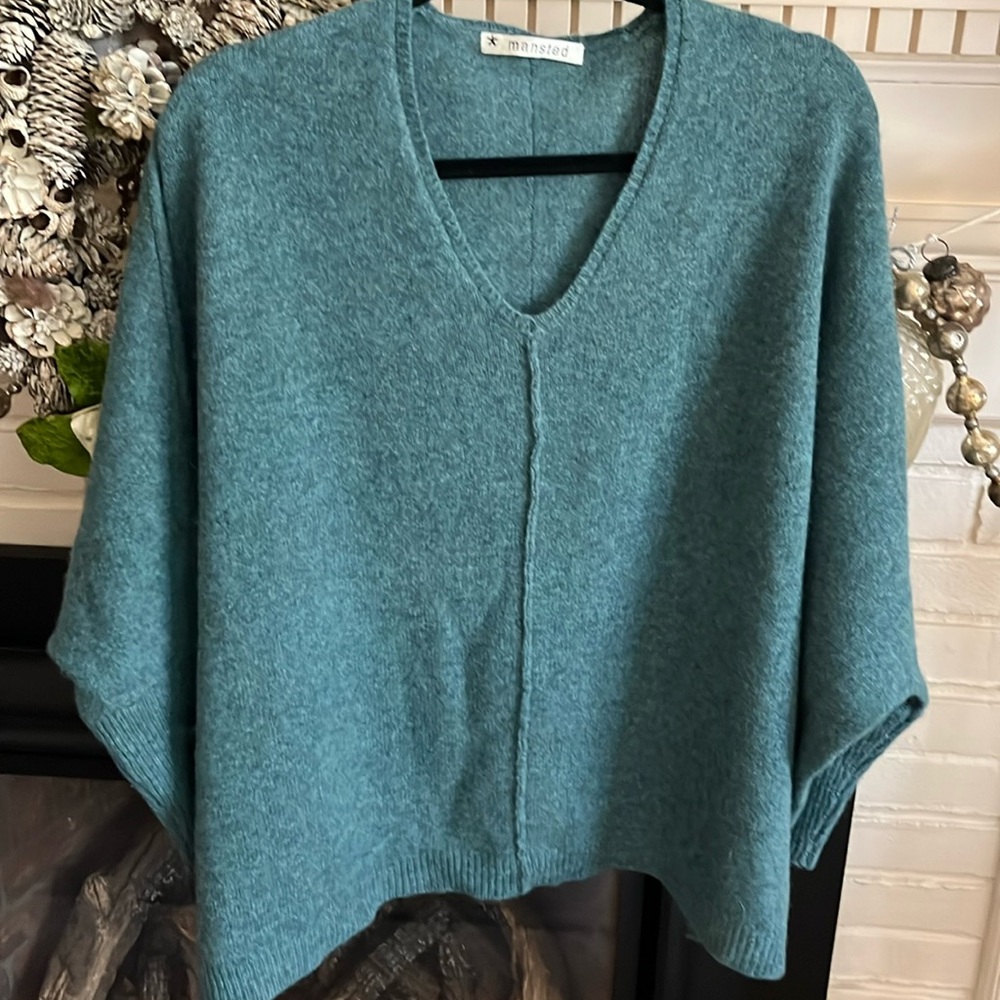 Blue V-neck sweater, size L